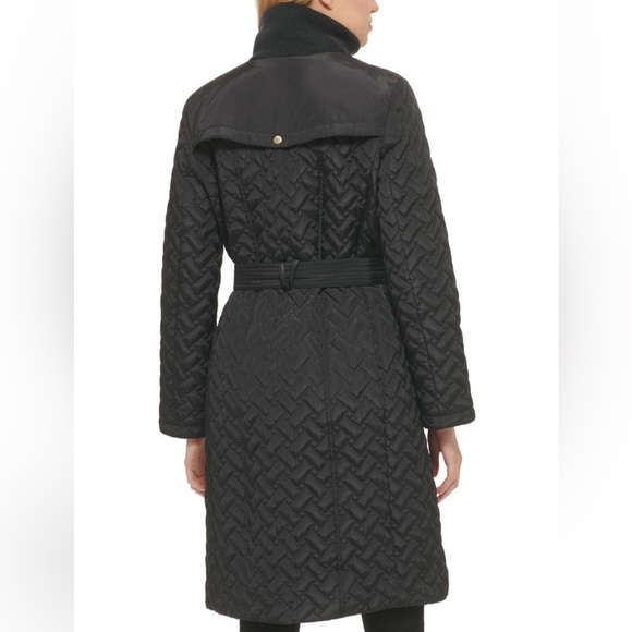 𝐂𝐨𝐥𝐞 𝐇𝐚𝐚𝐧 Signature Quilted Water Resistant Belted Jacket Size Medium - Picture 3 of 11